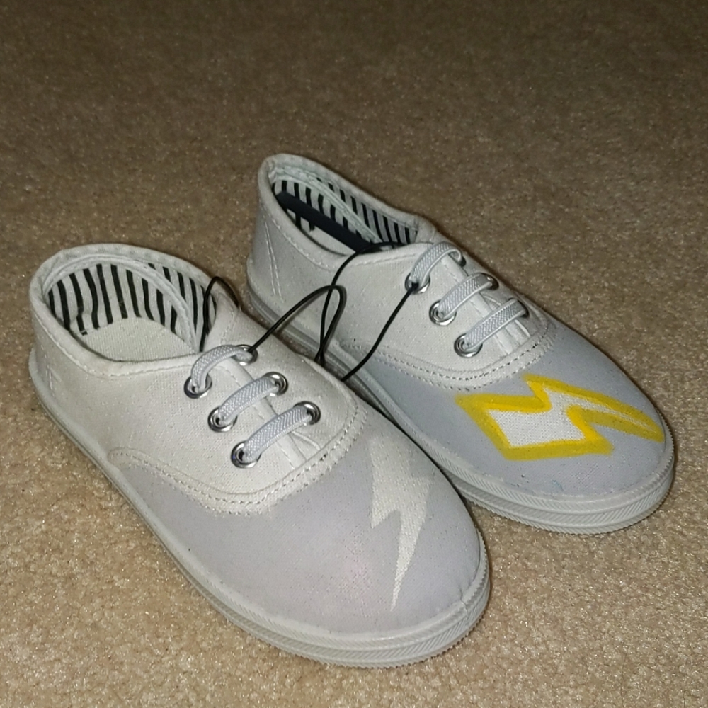 Toddler grey lightening flat sneakers - Picture 3 of 7